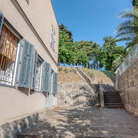 Apartment Ljube Πούλα Εξωτερικό φωτογραφία