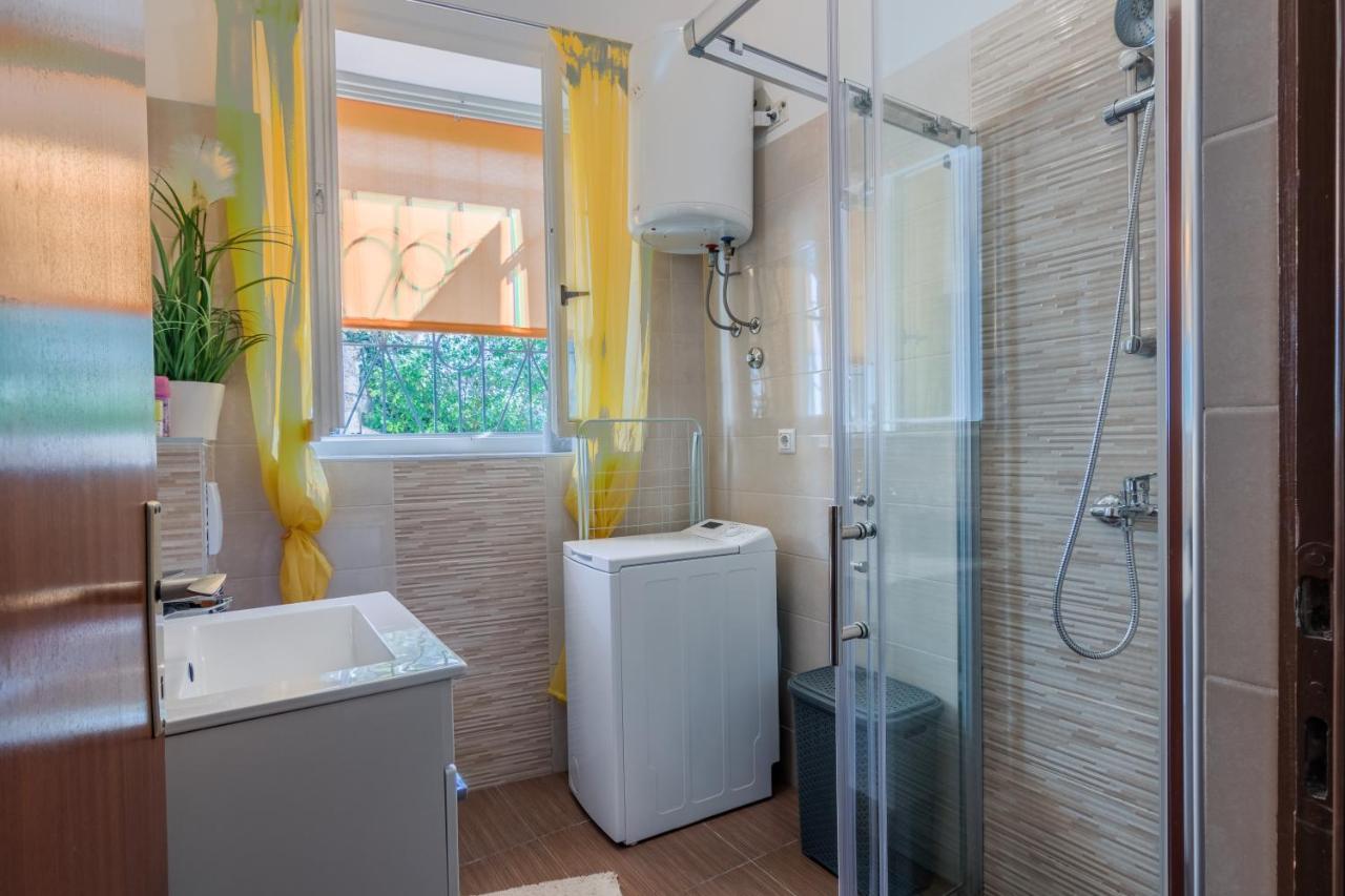 Apartment Ljube Πούλα Εξωτερικό φωτογραφία